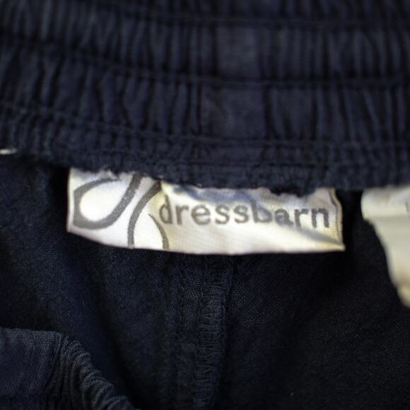 Dressbarn Navy Shorts Size Small - Picture 5 of 5